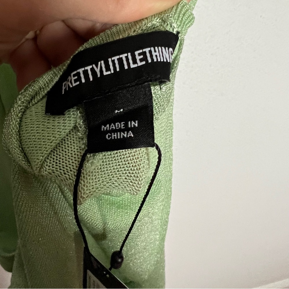 NWT Pretty Little Thing Glitter Knit Open Back Mini Tank Dress Green Size Medium - Picture 8 of 9